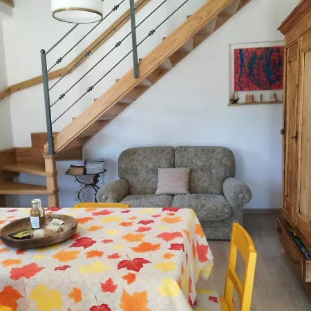 Casa Di Campagna Nel Verde Prázdninový dům